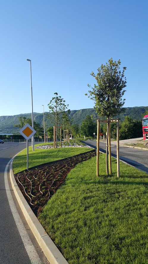 Ulaz u naselje Mikulja