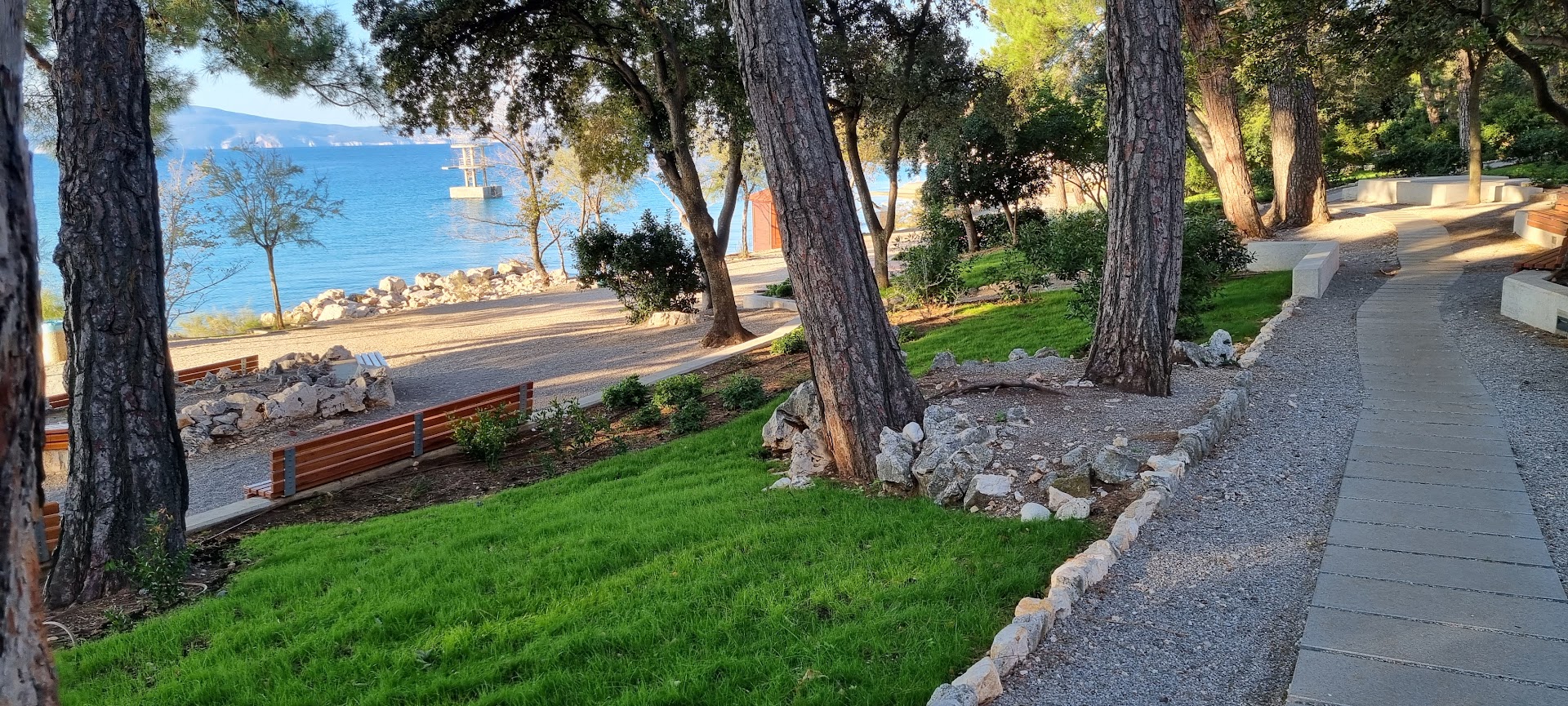 Travnjak u parku Ivana Mažuranića